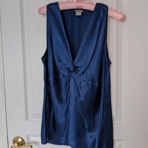 Ann Taylor elegant size 8 sleeveless blue top